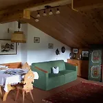 Pensionat Gaestehaus Bichl 3*