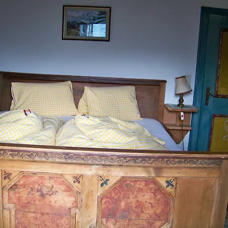 بيت ضيافة Gaestehaus Bichl