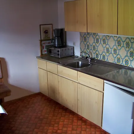 بيت ضيافة Gaestehaus Bichl 3*