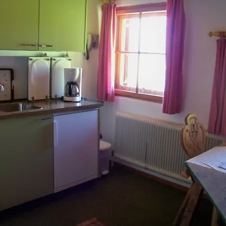 Vendégház Gaestehaus Bichl Umhausen