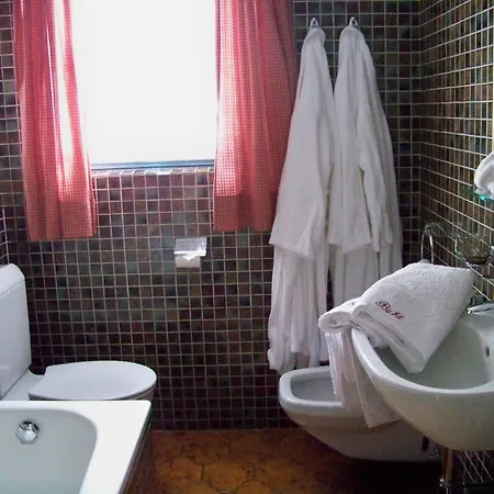 بيت ضيافة Gaestehaus Bichl 3*