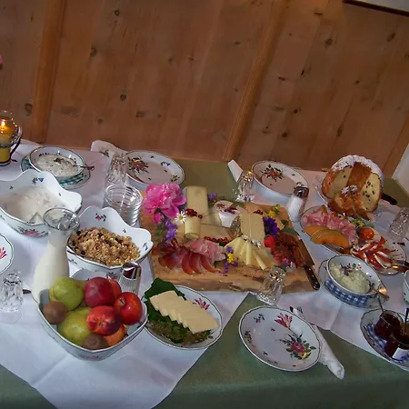 Gaestehaus Bichl Umhausen