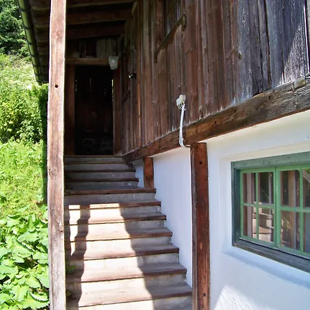Gaestehaus Bichl بيت ضيافة
