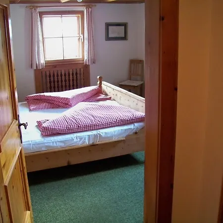 Vendégház Gaestehaus Bichl 3*