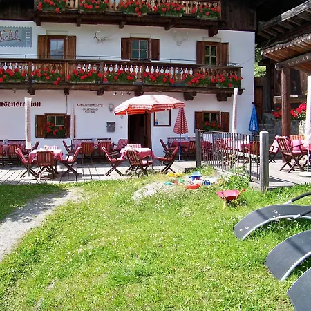 Gaestehaus Bichl 3* Umhausen