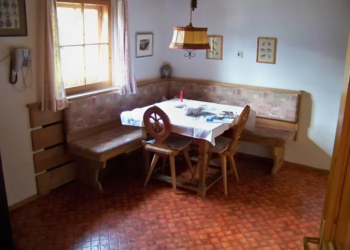 Gaestehaus Bichl ゲストハウス