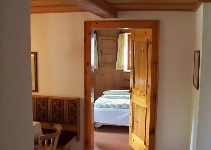 Gaestehaus Bichl ゲストハウス 3*