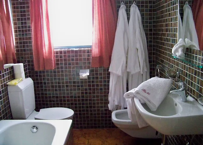 ゲストハウス Gaestehaus Bichl 3*