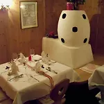 Gastehaus Bichl Konukevi Umhausen